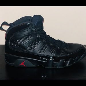 Air Jordan 9 Retro “Bred”